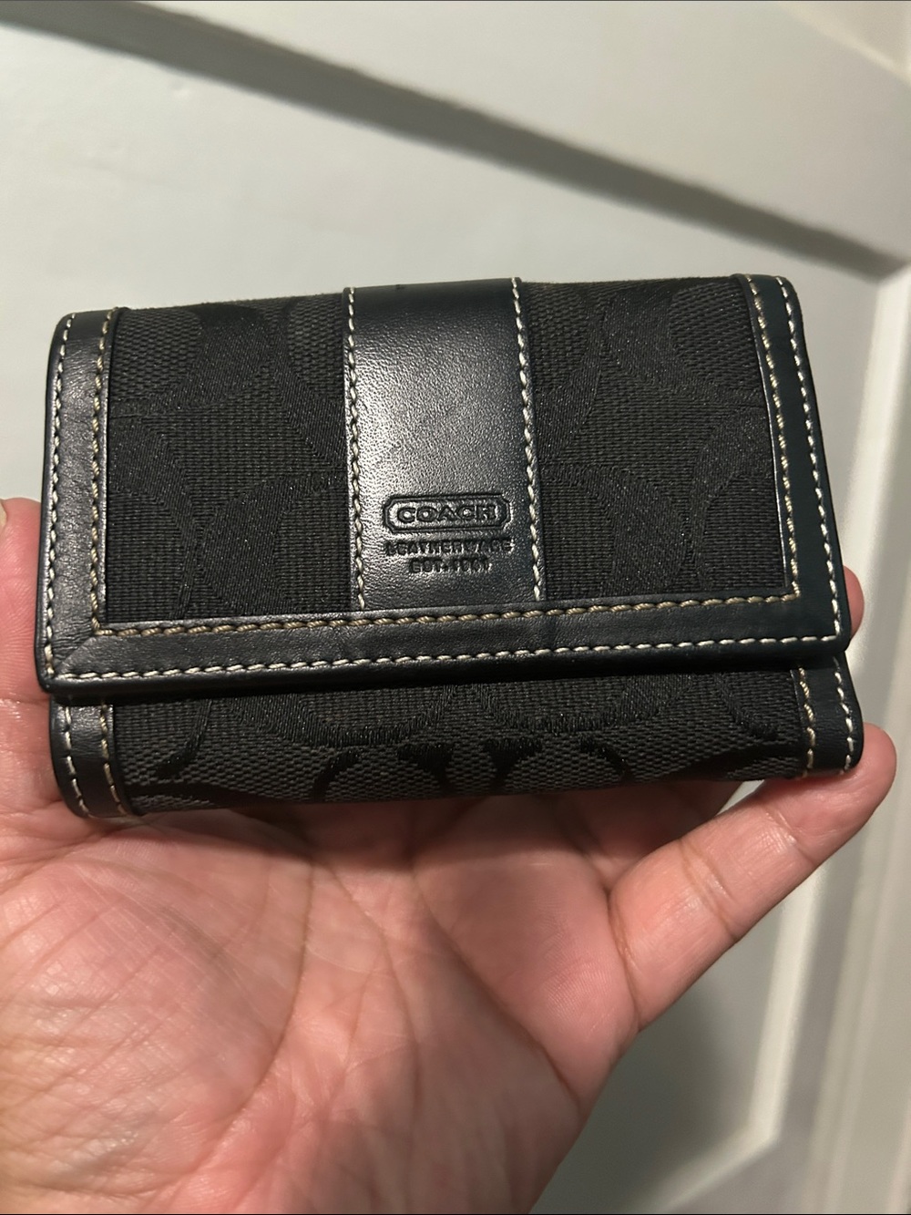 COACH Black Signature Compact Wallet Vtg